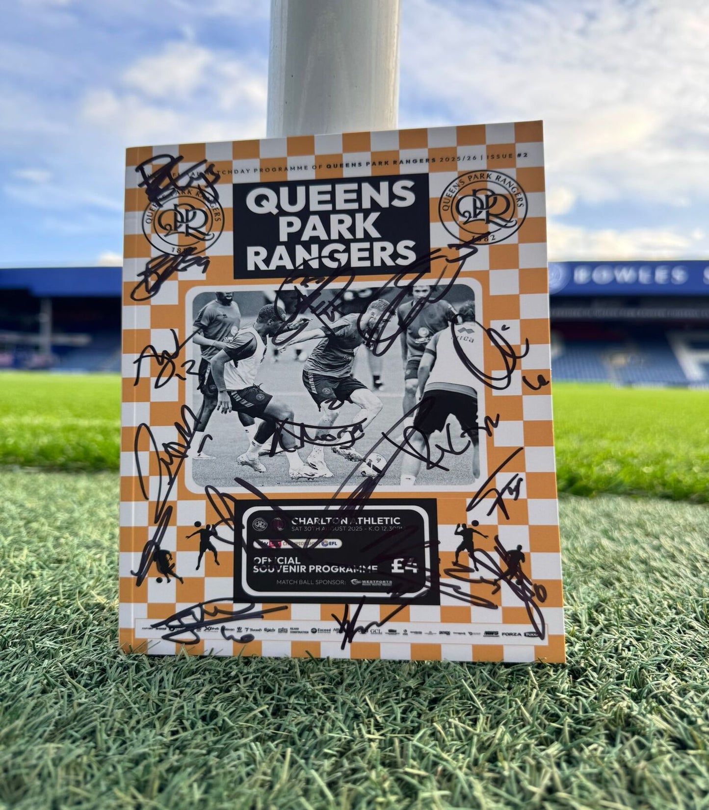 QPR VS CHARLTON SIGNED PROGRAMME