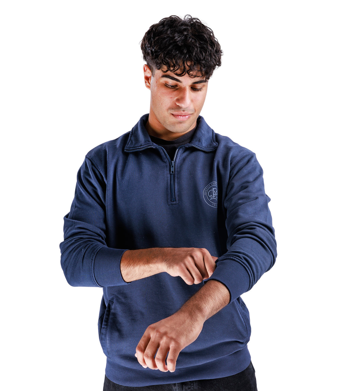 26/27 ESSENTIAL 1/4 ZIP
